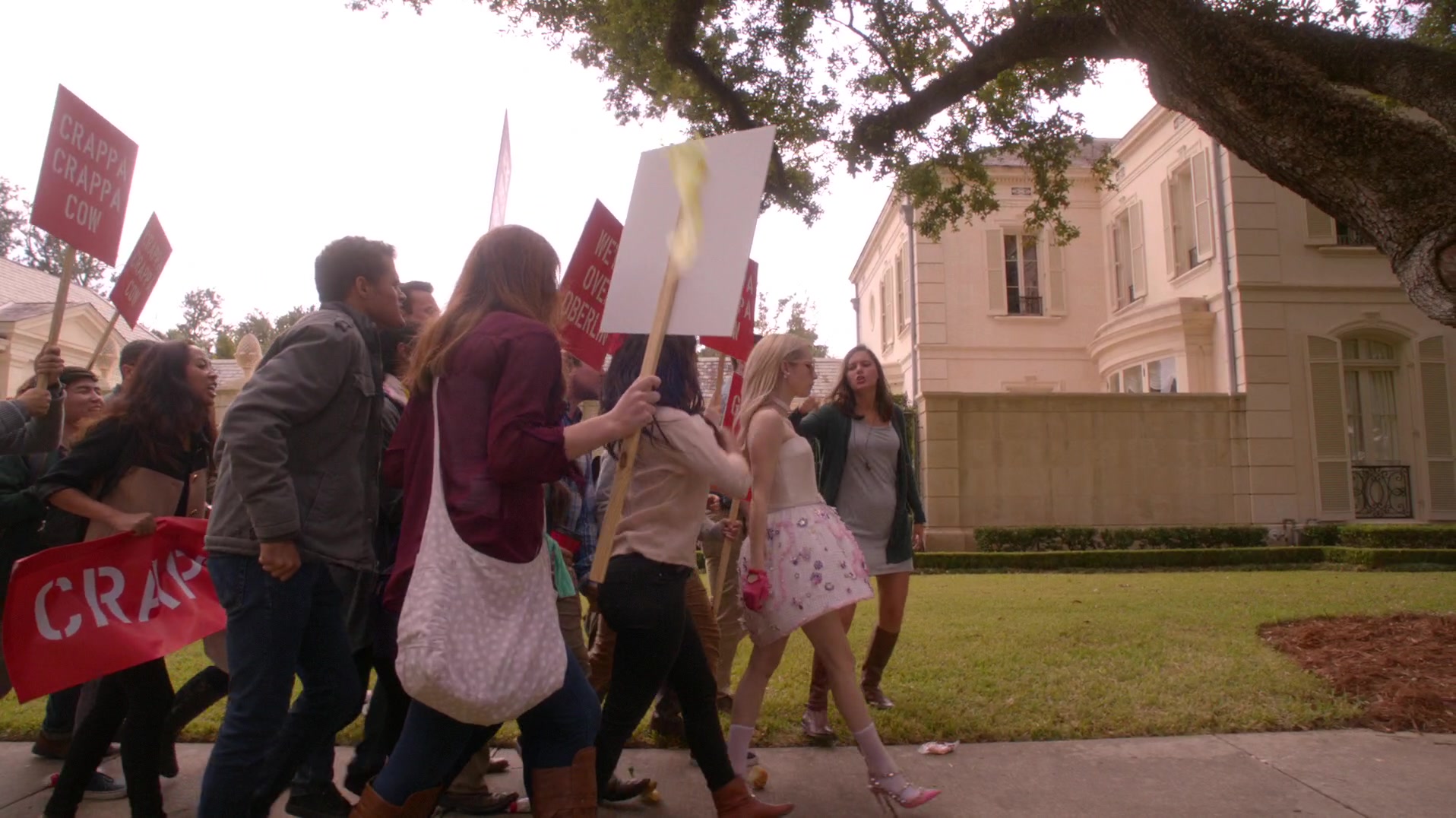 Scream_Queens_2015_S01E12_Dorkus_1080p__1778.jpg