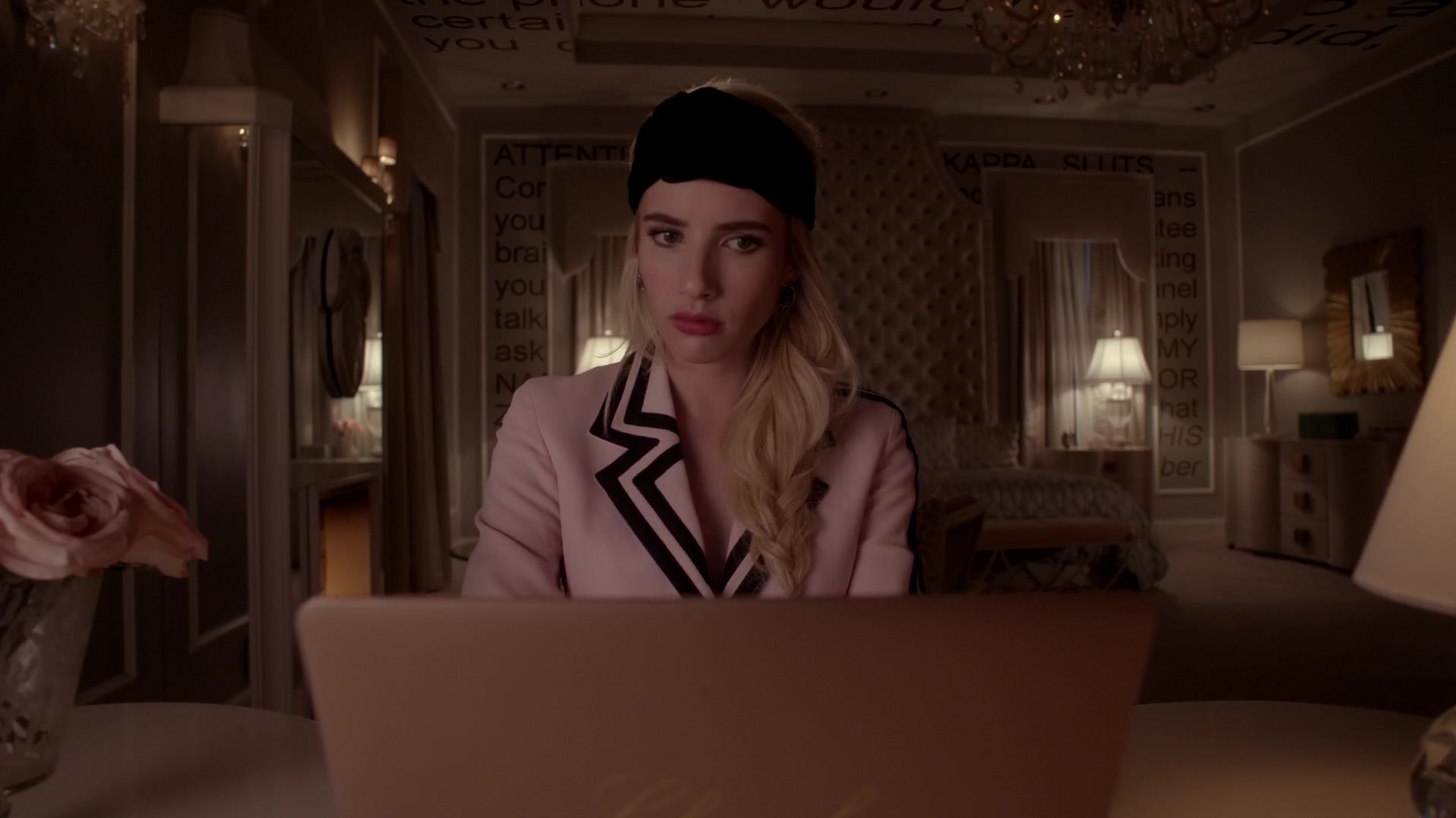 Scream_Queens_2015_S01E12_Dorkus_1080p__1910.jpg