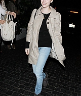 EmmaRoberts_ChateauMarmont_WestHollywood_March_2011_28529.jpg