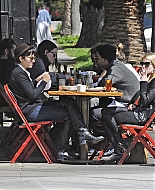 EmmaRoberts_LittleDomsRestaurant_LosFeliz_March_2011_281129.jpg
