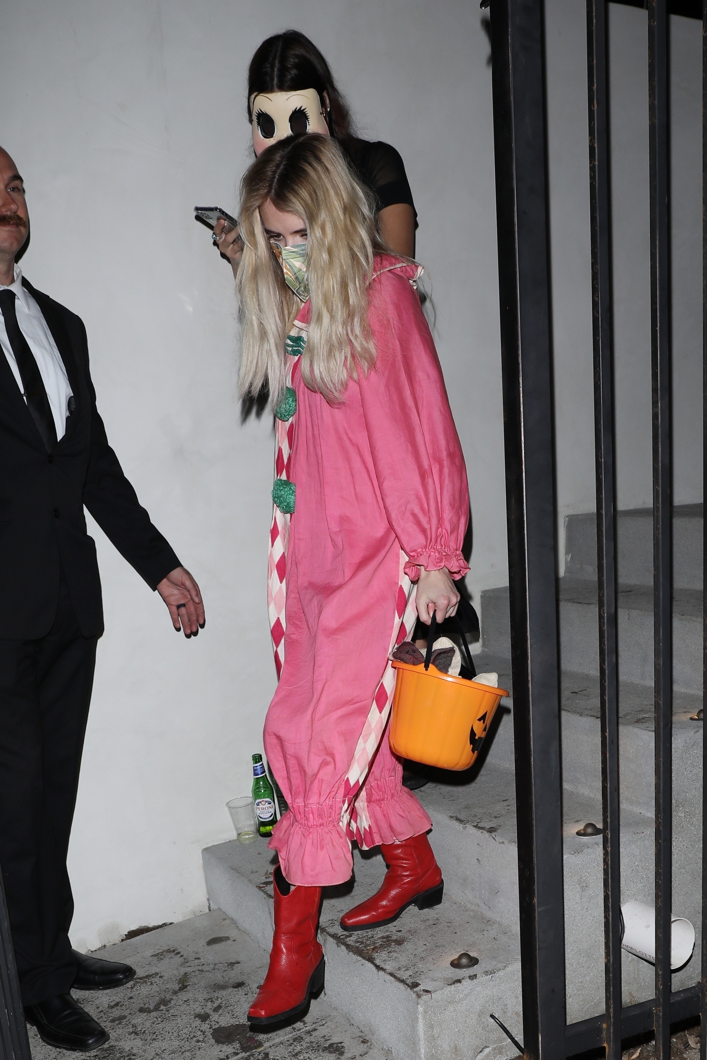 EmmaRoberts_Leaving_HalloweenBash_LosAngeles_October_2021_282129.jpg