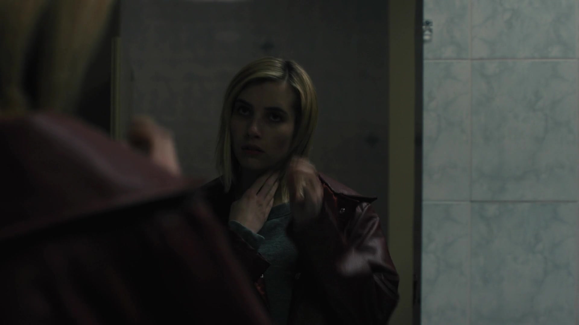 The_Blackcoats_Daughter_2015_1080p_BluRay__06427.jpg