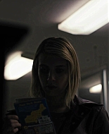 The_Blackcoats_Daughter_2015_1080p_BluRay__02941.jpg