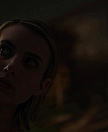The_Blackcoats_Daughter_2015_1080p_BluRay__04891.jpg