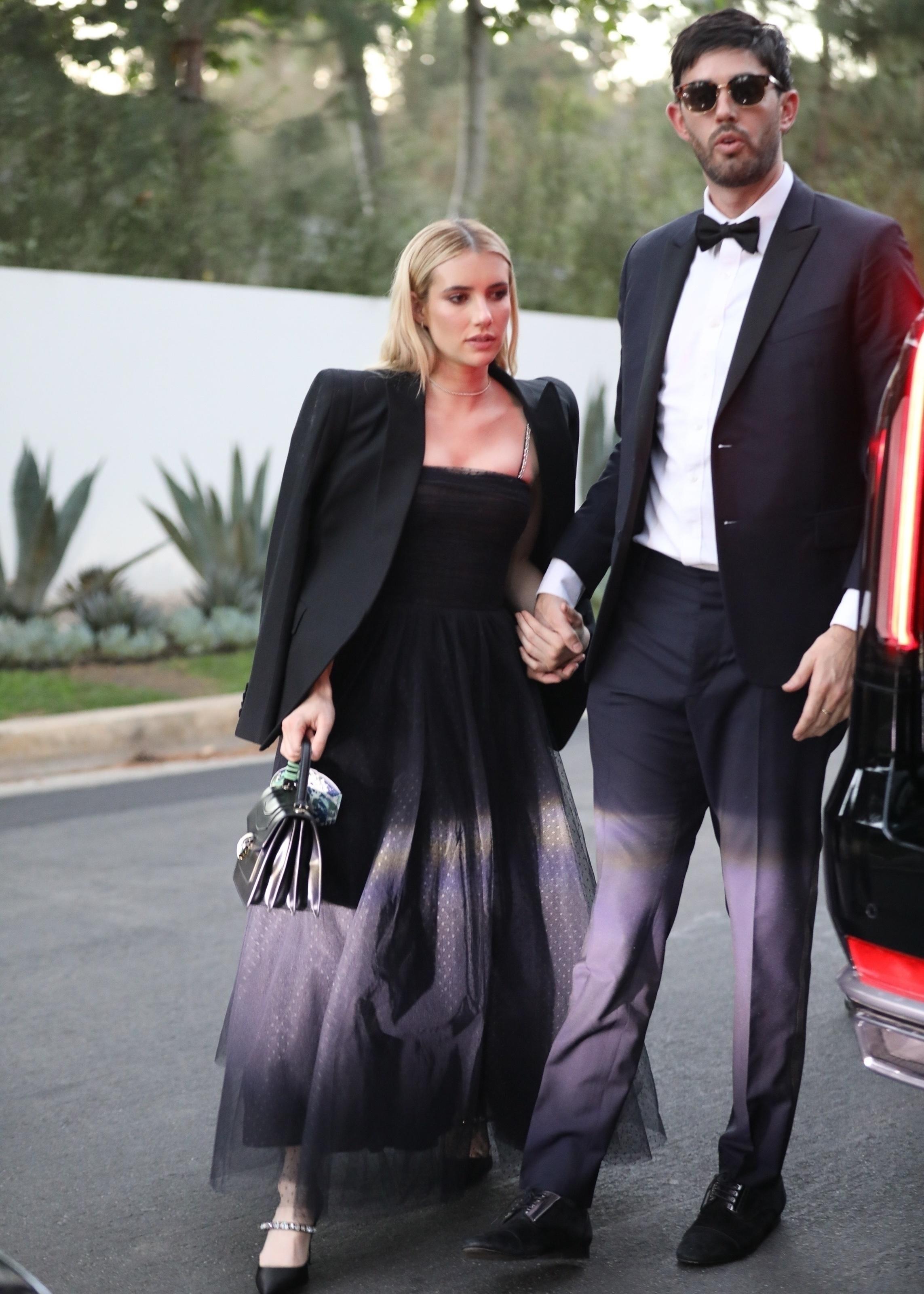 EmmaRoberts_Arriving_ParisHiltonsWedding_BeverlyHills_November_2021_28329.jpg