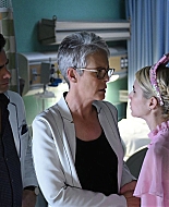 SQ_2x06_Stills_Ads_28529~0.jpg