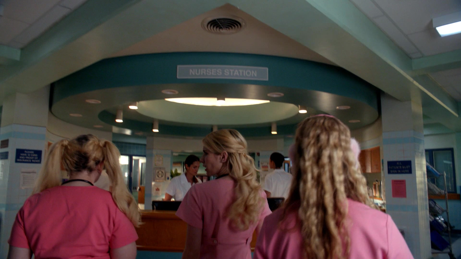Scream_Queens_2016_S02E01_1080p_3797.jpg