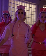 Scream_Queens_2016_S02E01_1080p_4771.jpg