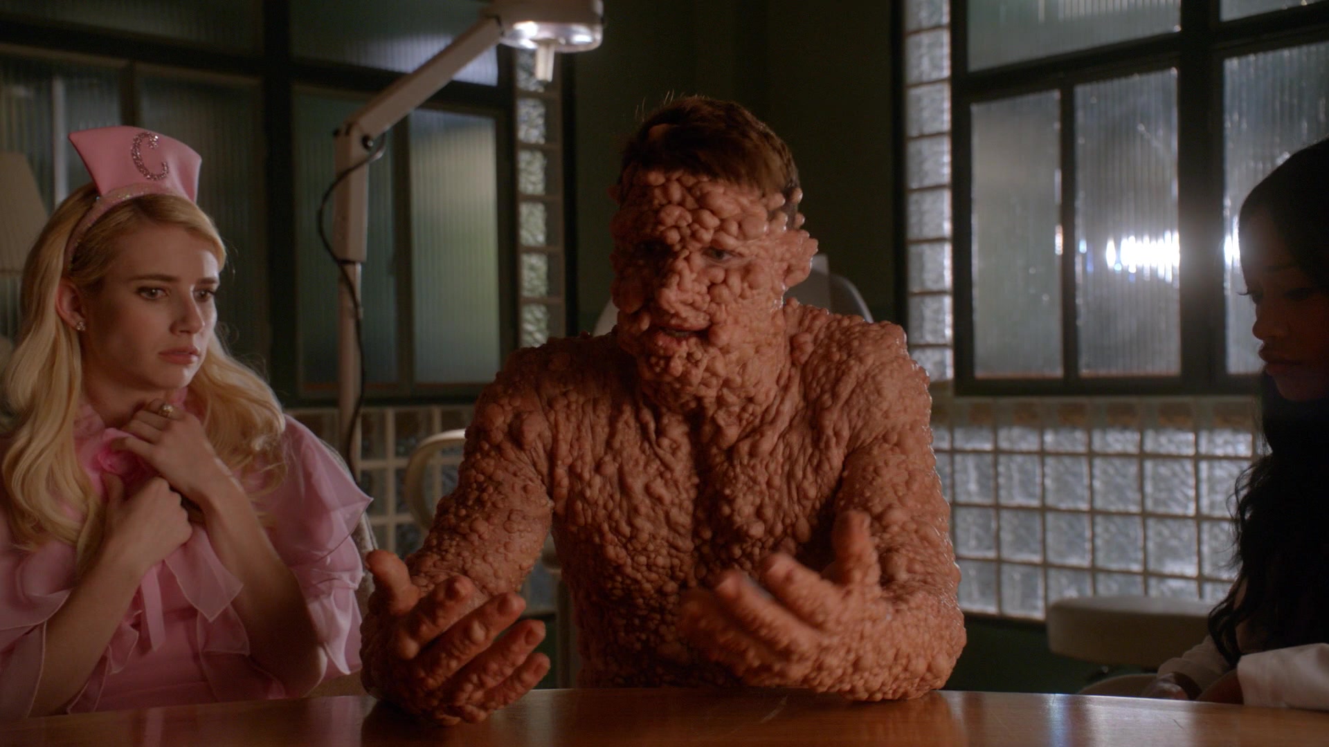 Scream_Queens_2016_S02E02_1080p_0571.jpg
