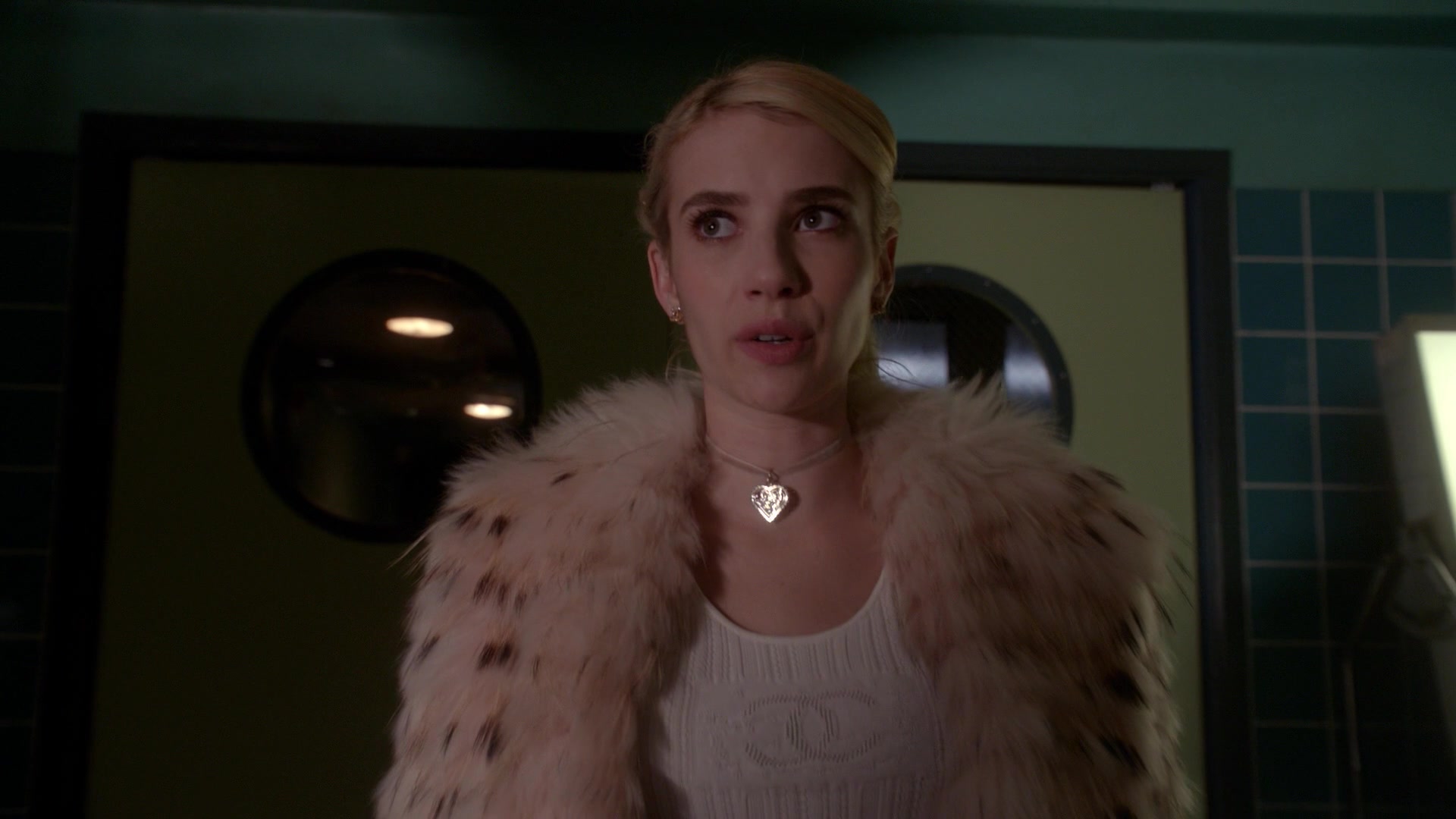 Scream_Queens_2016_S02E02_1080p_6255.jpg