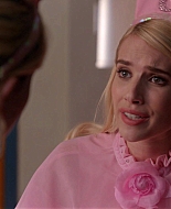 Scream_Queens_2016_S02E02_1080p_2073.jpg