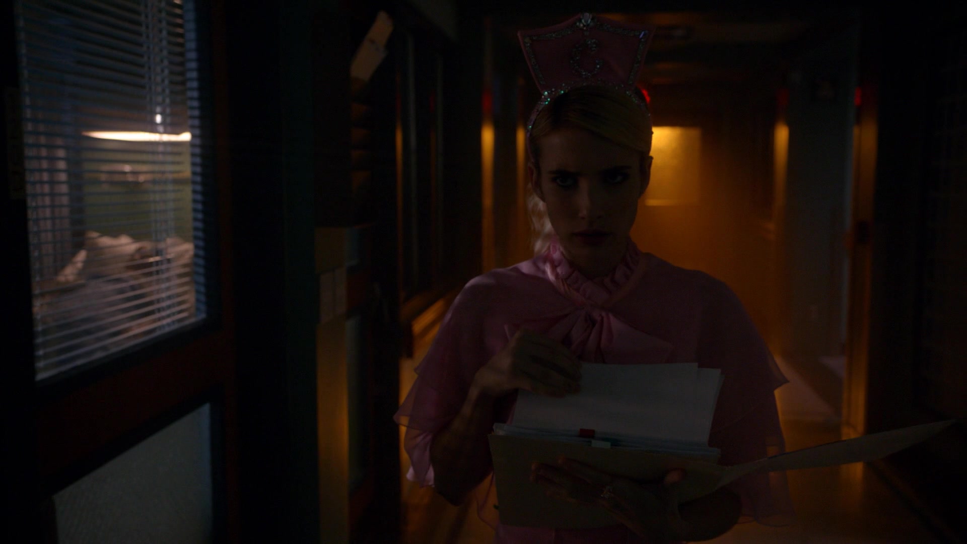 Scream_Queens_2016_S02E05_1080p_3229.jpg
