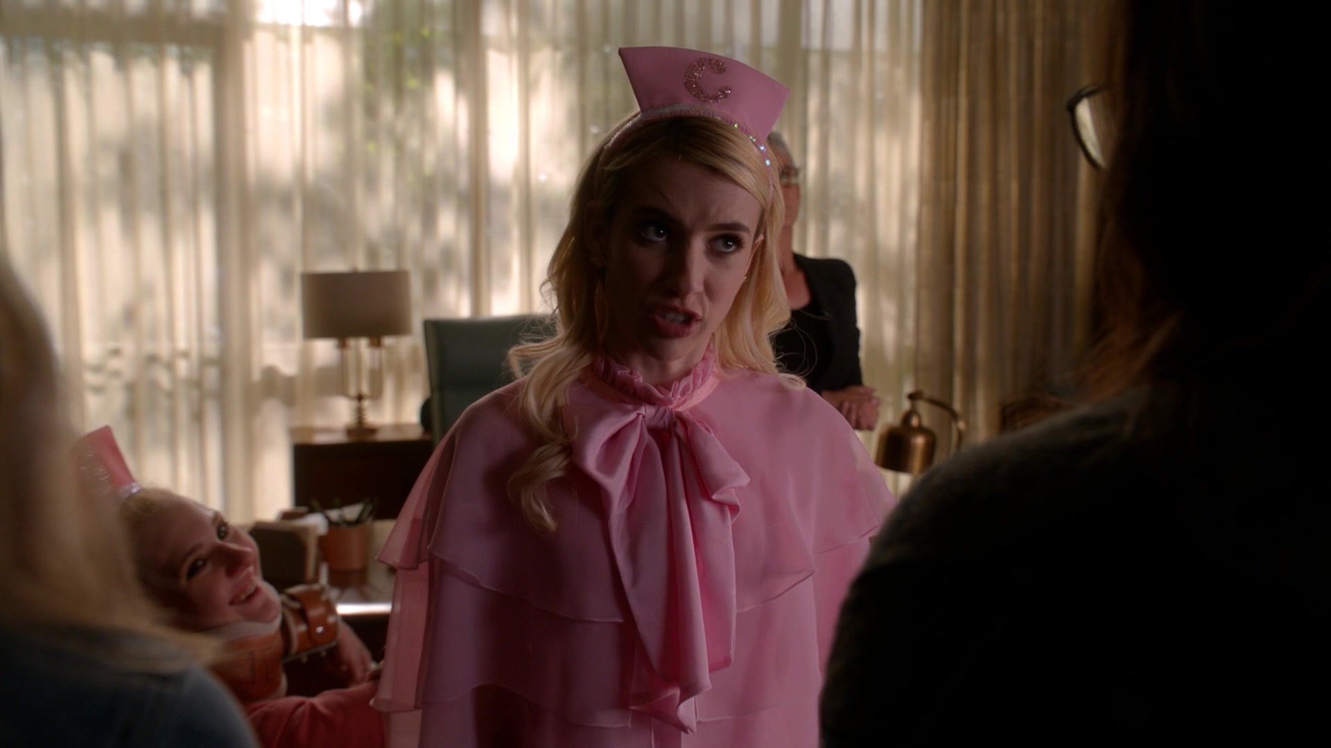 Scream_Queens_2016_S02E05_1080p_5916.jpg