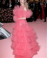 _Met_GalaCelebratingCampNotesFashion_RedCarpet_May2019__289229.jpg