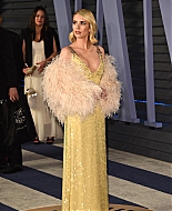 VanityFairOscarParty_Arrivals_March_2018_284729.jpg