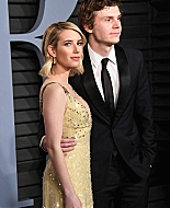 VanityFairOscarParty_Arrivals_March_2018_289129.jpg