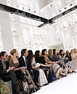 ChristianDiorCoutureHauteCoutureFallWinter_France_July_2018_FrontRow_28529.jpg