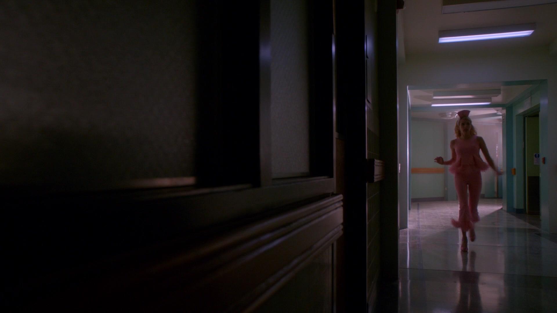 Scream_Queens_2016_S02E09_1080p_2408.jpg