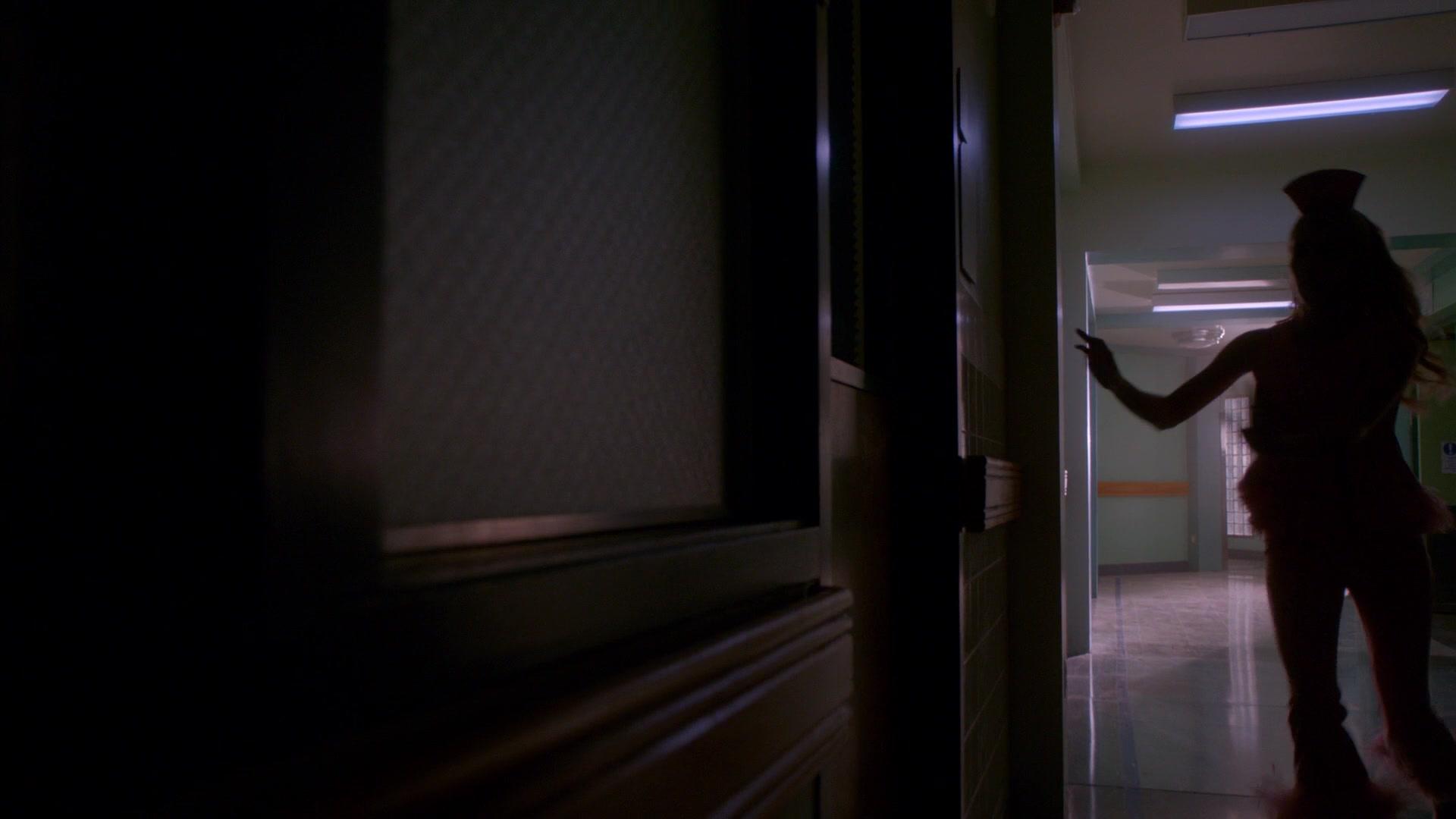 Scream_Queens_2016_S02E09_1080p_2411.jpg