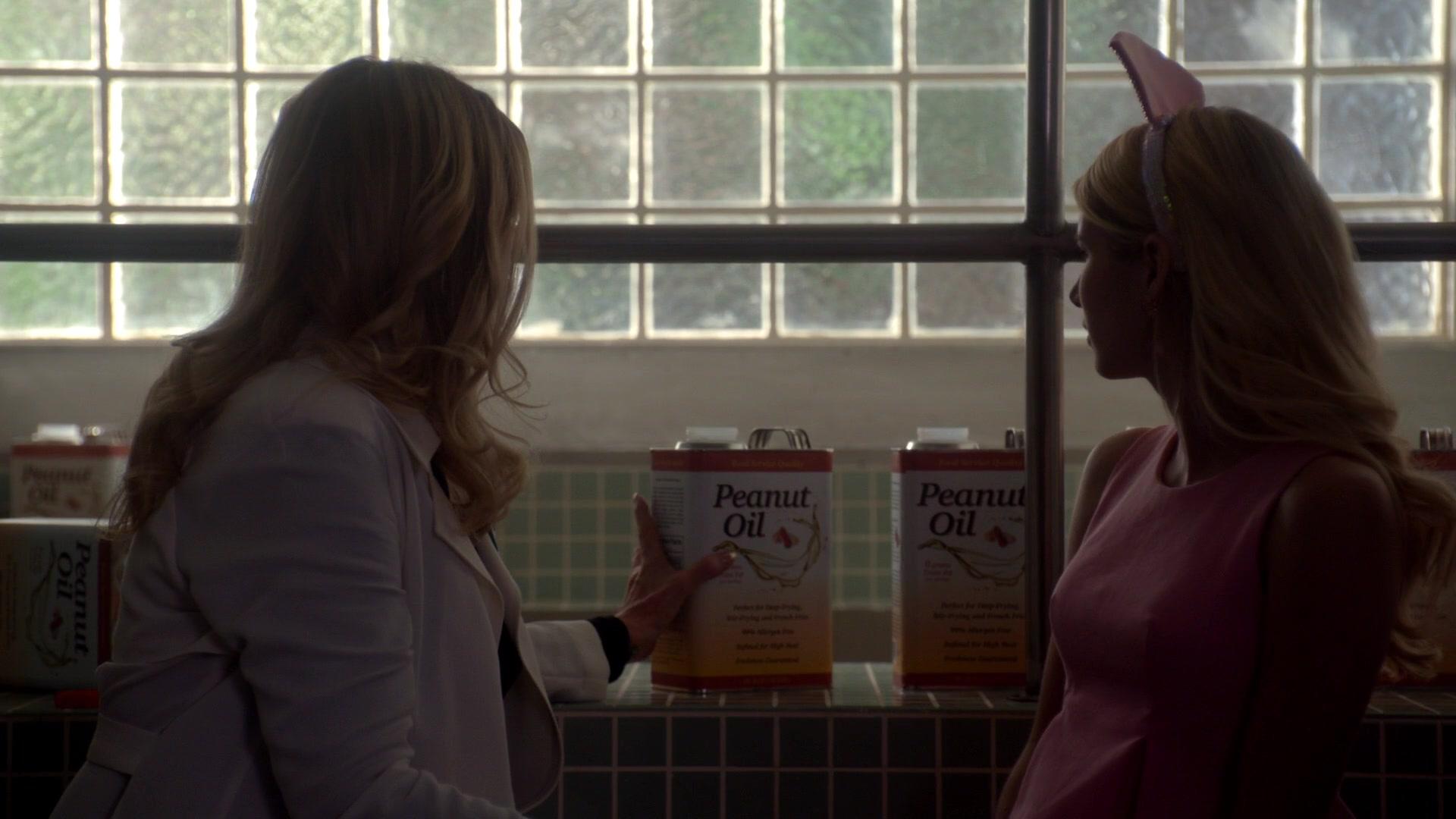 Scream_Queens_2016_S02E09_1080p_2647.jpg