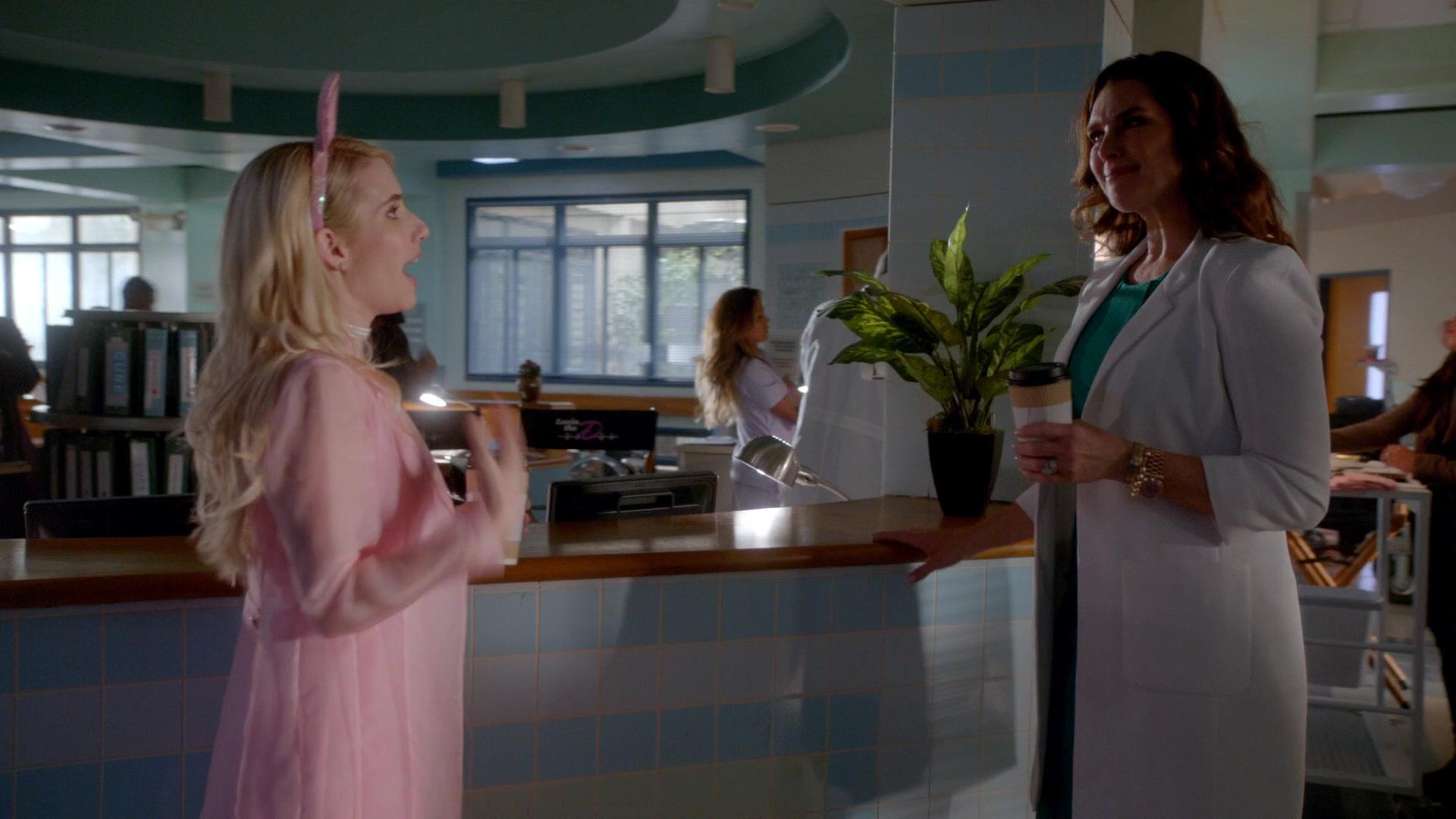 Scream_Queens_2016_S02E09_1080p_4789.jpg