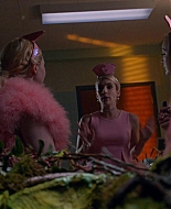 Scream_Queens_2016_S02E09_1080p_0179.jpg