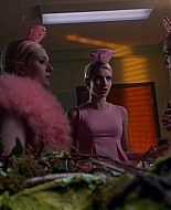 Scream_Queens_2016_S02E09_1080p_0183.jpg