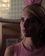 Scream_Queens_2016_S02E09_1080p_2584.jpg