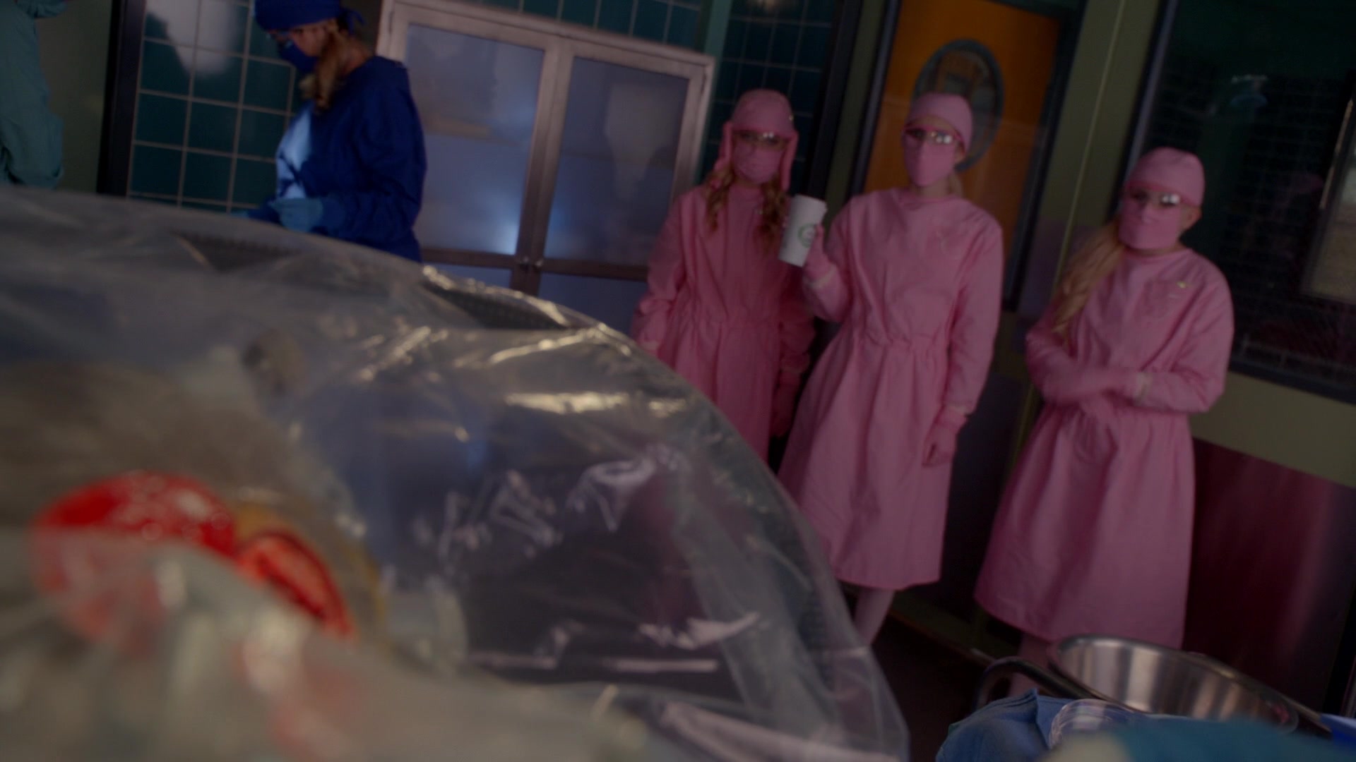 Scream_Queens_2016_S02E10_1080p_3265.jpg