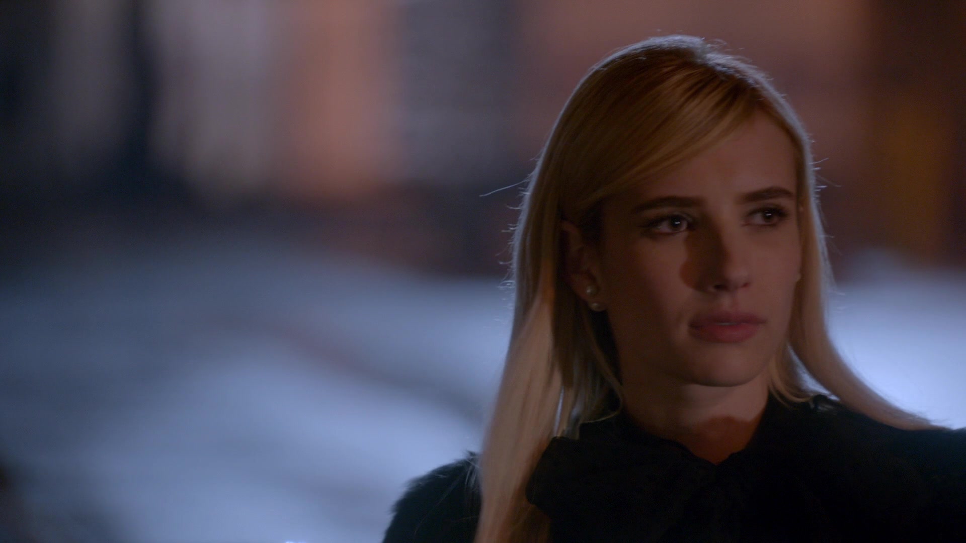 Scream_Queens_2016_S02E10_1080p_6136.jpg