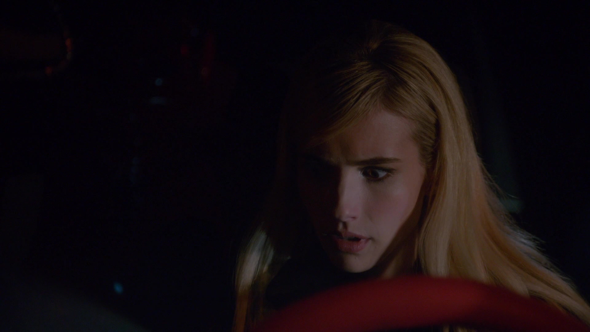 Scream_Queens_2016_S02E10_1080p_6176.jpg