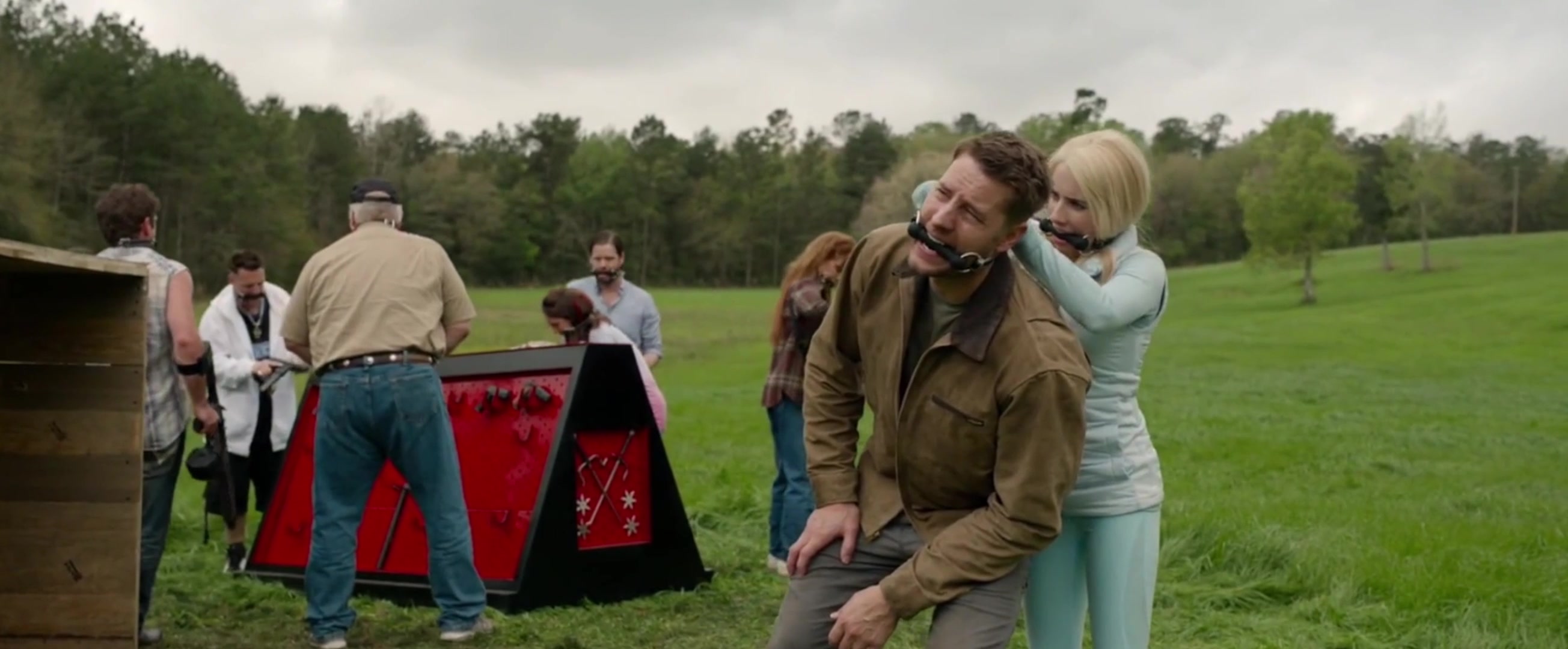 TheHunt_EmmaScenes_IHER_1064~0.jpg