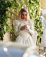 ParadiseHills_OnSet_April2018_28729.jpg