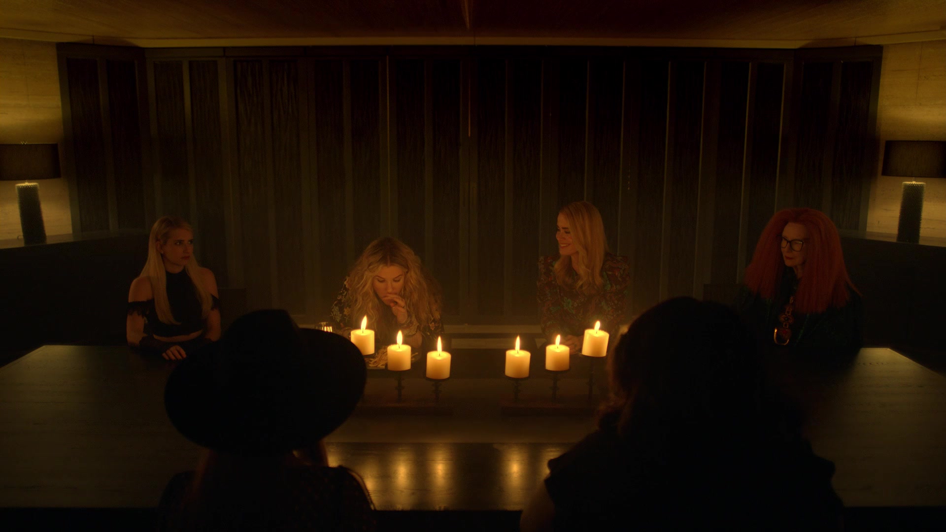American_Horror_Story_S08E05_1080p_WEB__4772.jpg