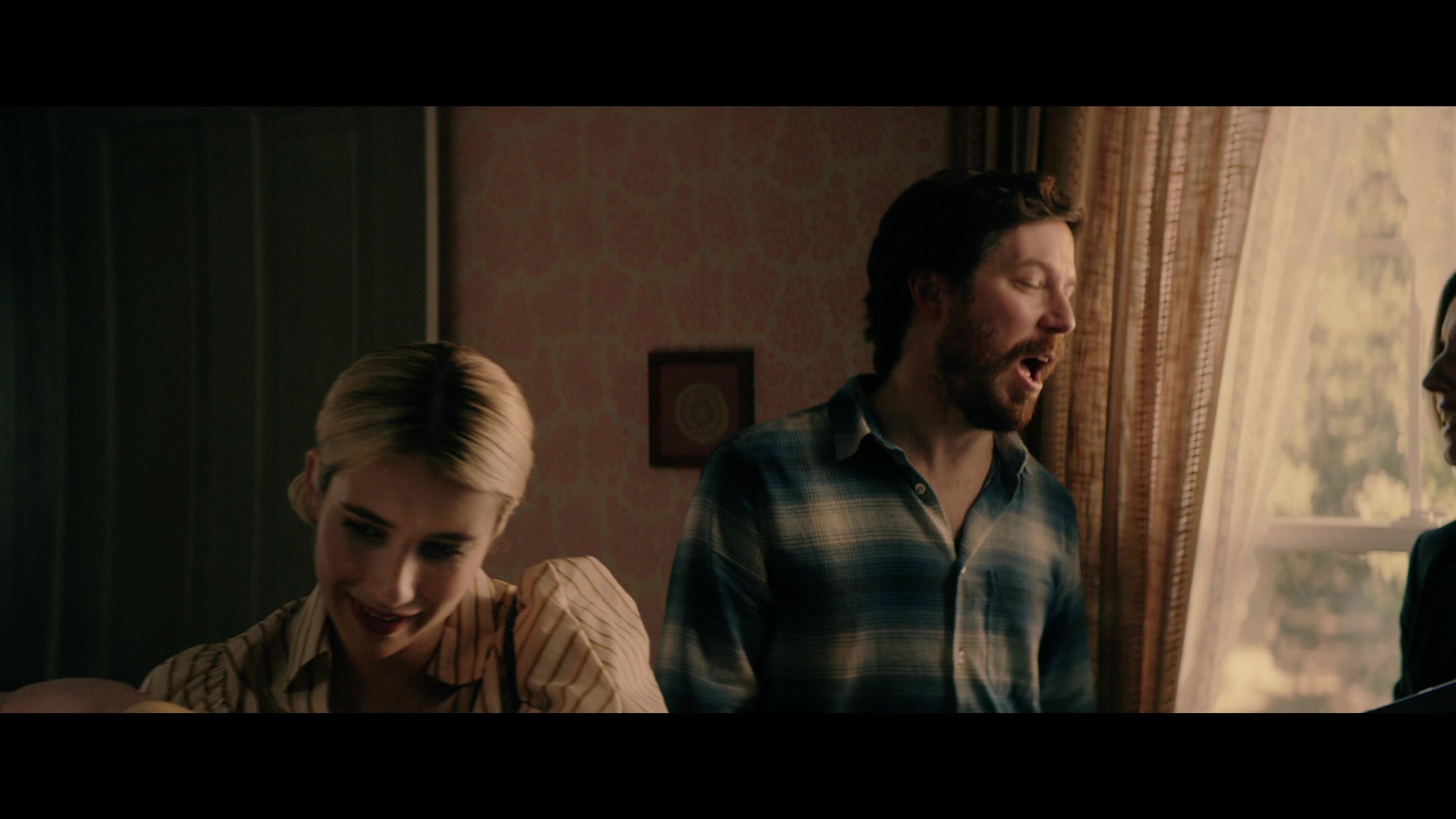 Abandoned_2022_1080p_BluRay__00387.jpg