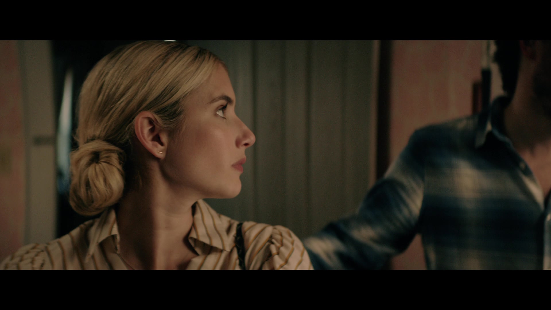 Abandoned_2022_1080p_BluRay__00391.jpg