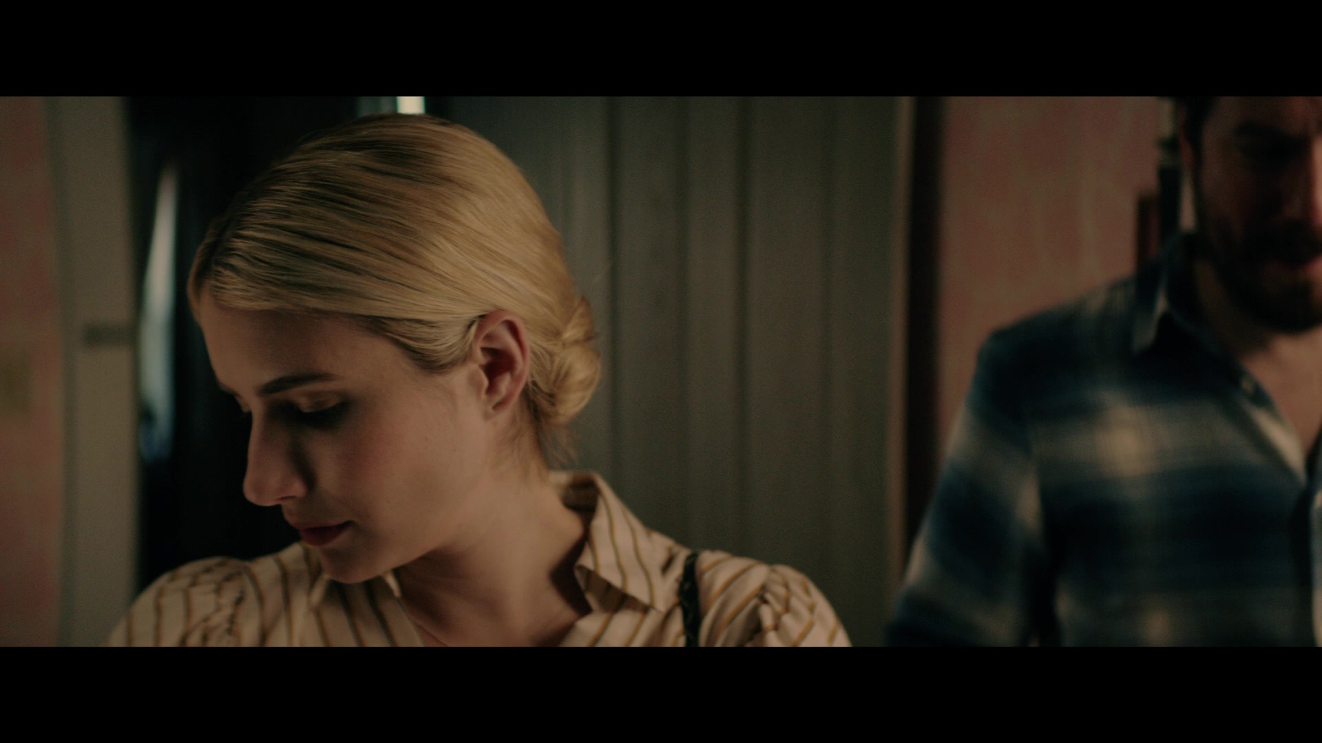 Abandoned_2022_1080p_BluRay__00394.jpg