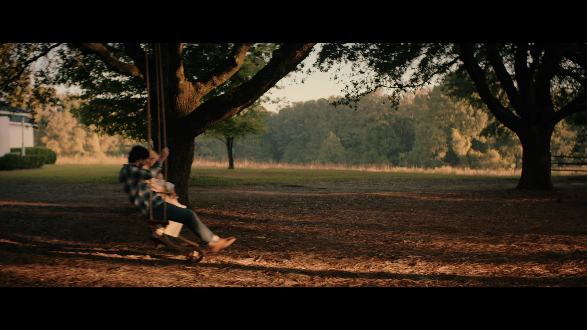 Abandoned_2022_1080p_BluRay__01219.jpg
