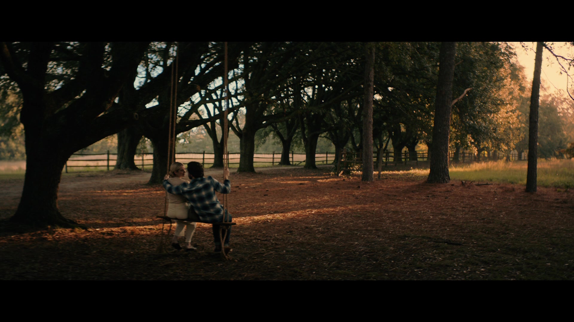 Abandoned_2022_1080p_BluRay__01248.jpg