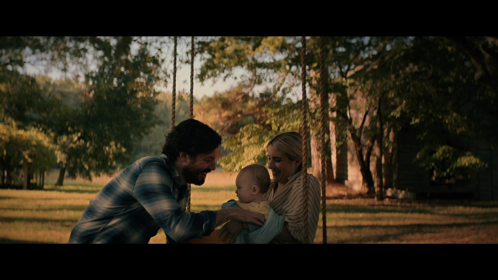 Abandoned_2022_1080p_BluRay__01303.jpg