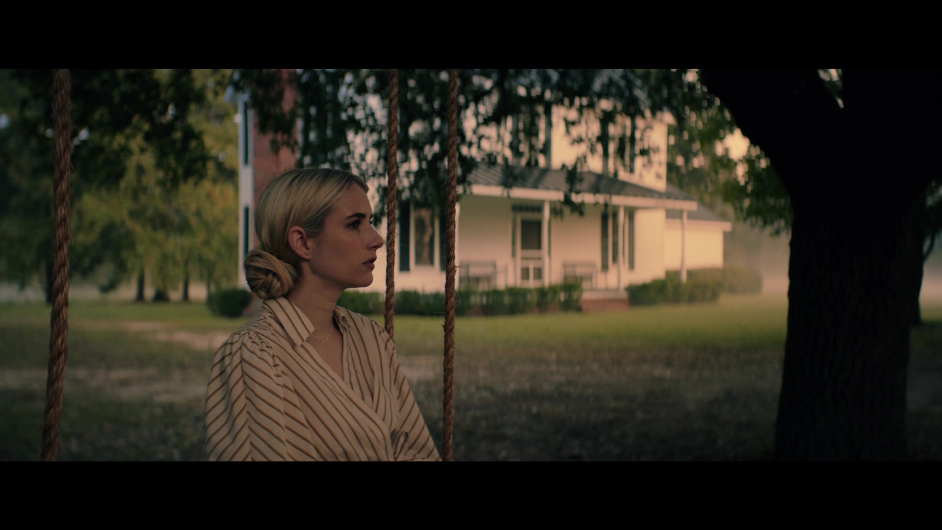 Abandoned_2022_1080p_BluRay__01327.jpg