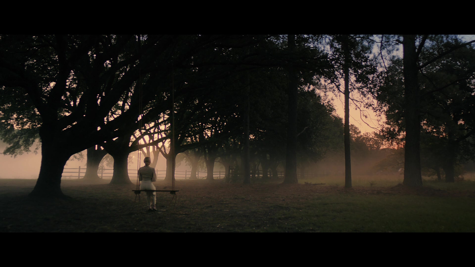 Abandoned_2022_1080p_BluRay__01370.jpg