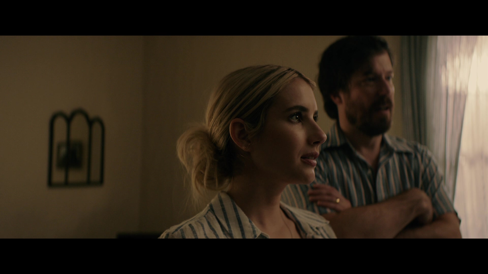 Abandoned_2022_1080p_BluRay__01952.jpg