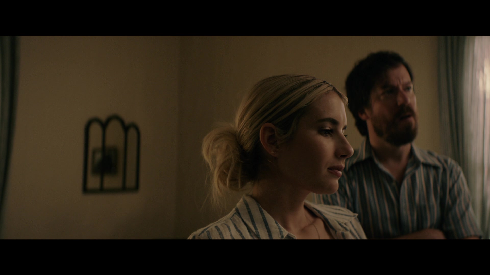 Abandoned_2022_1080p_BluRay__01987.jpg