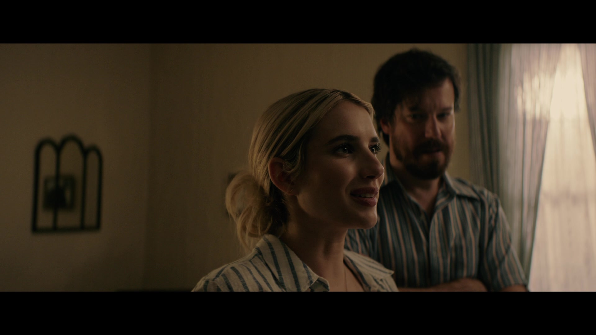 Abandoned_2022_1080p_BluRay__02019.jpg