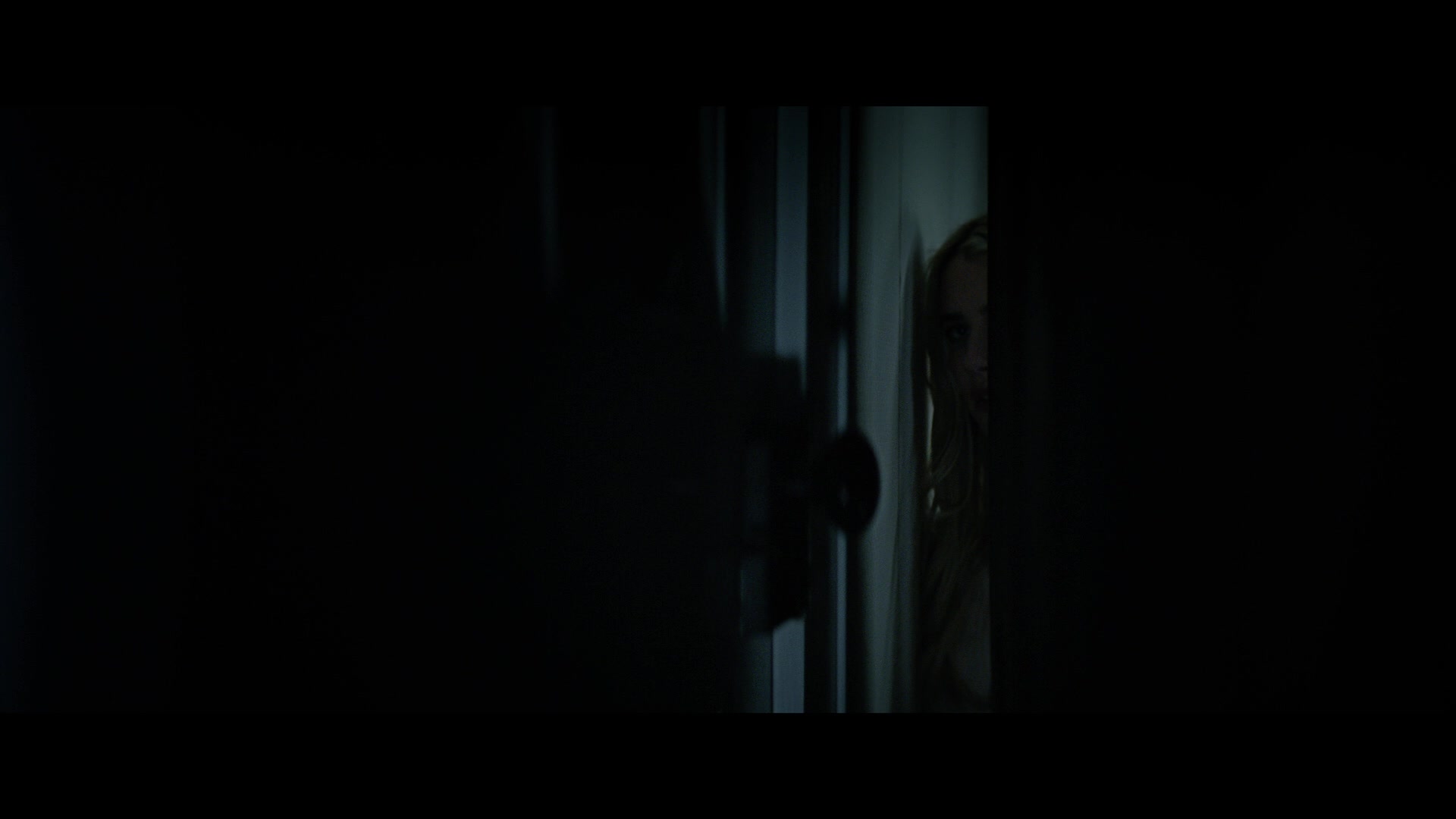 Abandoned_2022_1080p_BluRay__02784.jpg