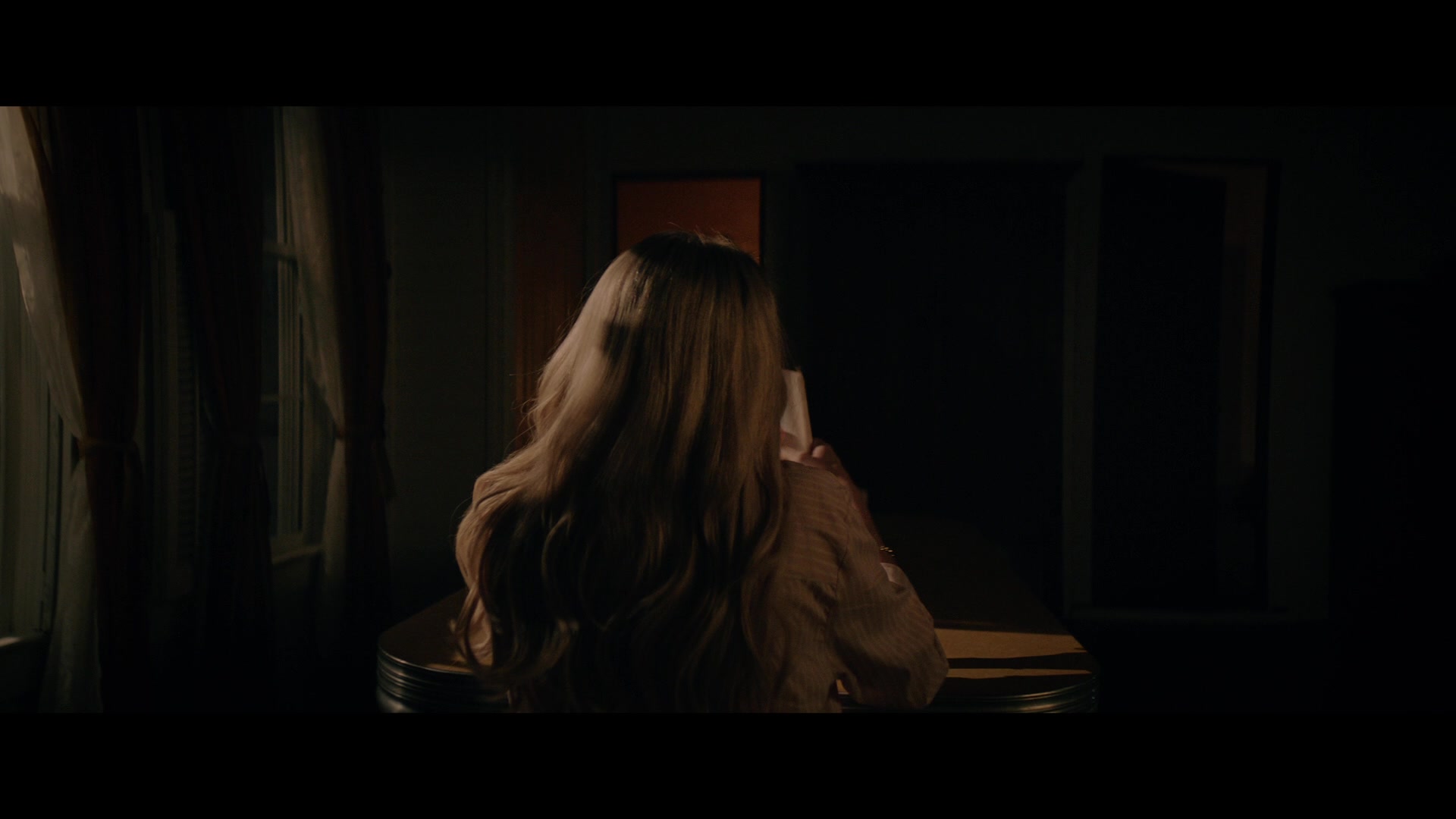 Abandoned_2022_1080p_BluRay__02822.jpg