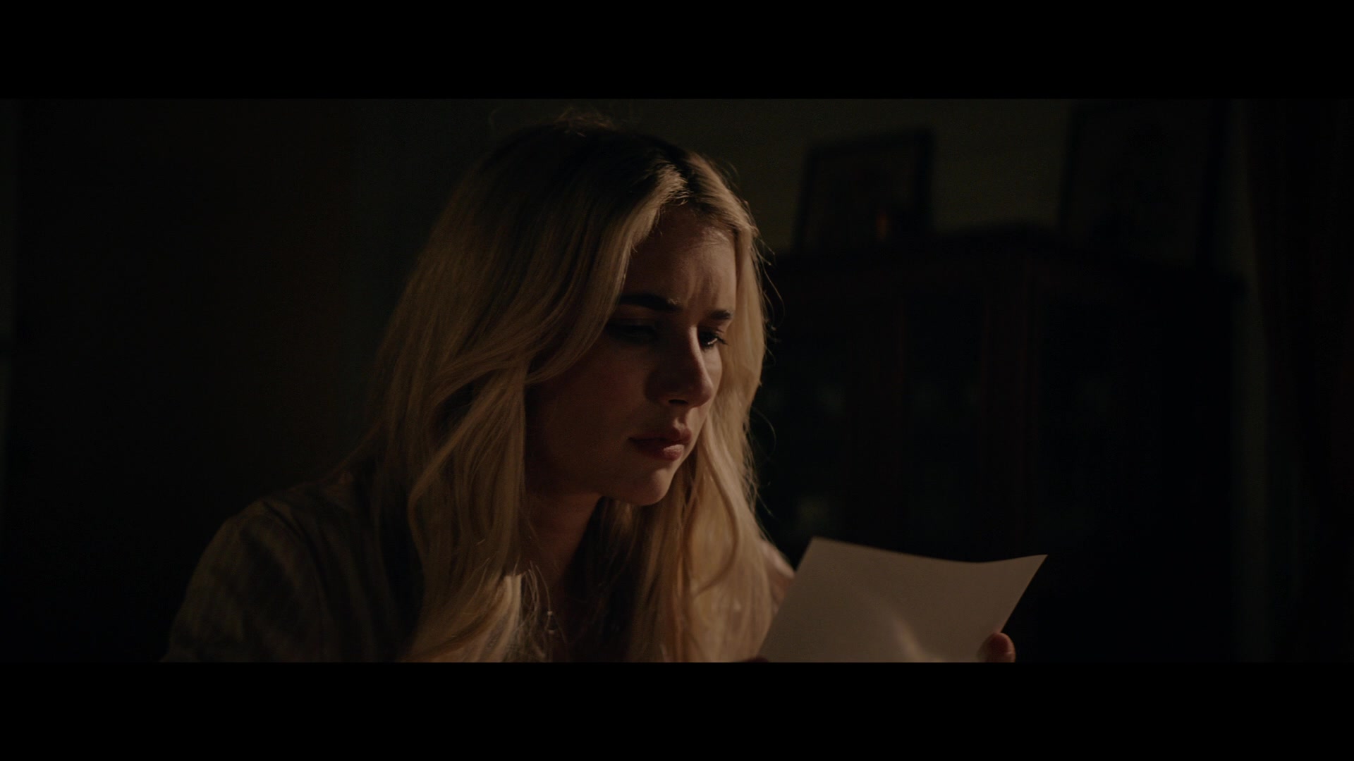 Abandoned_2022_1080p_BluRay__03018.jpg