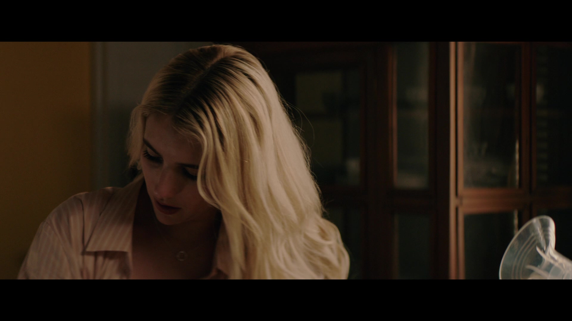 Abandoned_2022_1080p_BluRay__03126.jpg