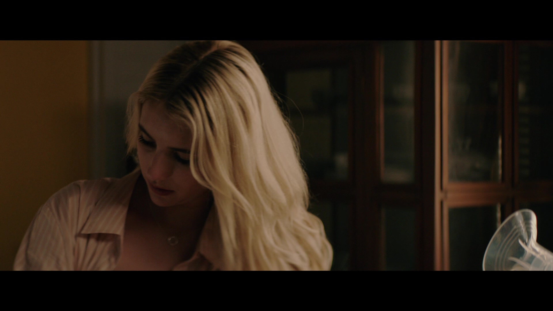 Abandoned_2022_1080p_BluRay__03128.jpg